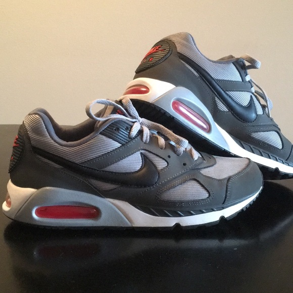 Nike Other - Nike Air Max size 9.5
